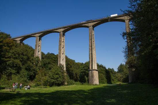 /Saut%20à%20l'élastique